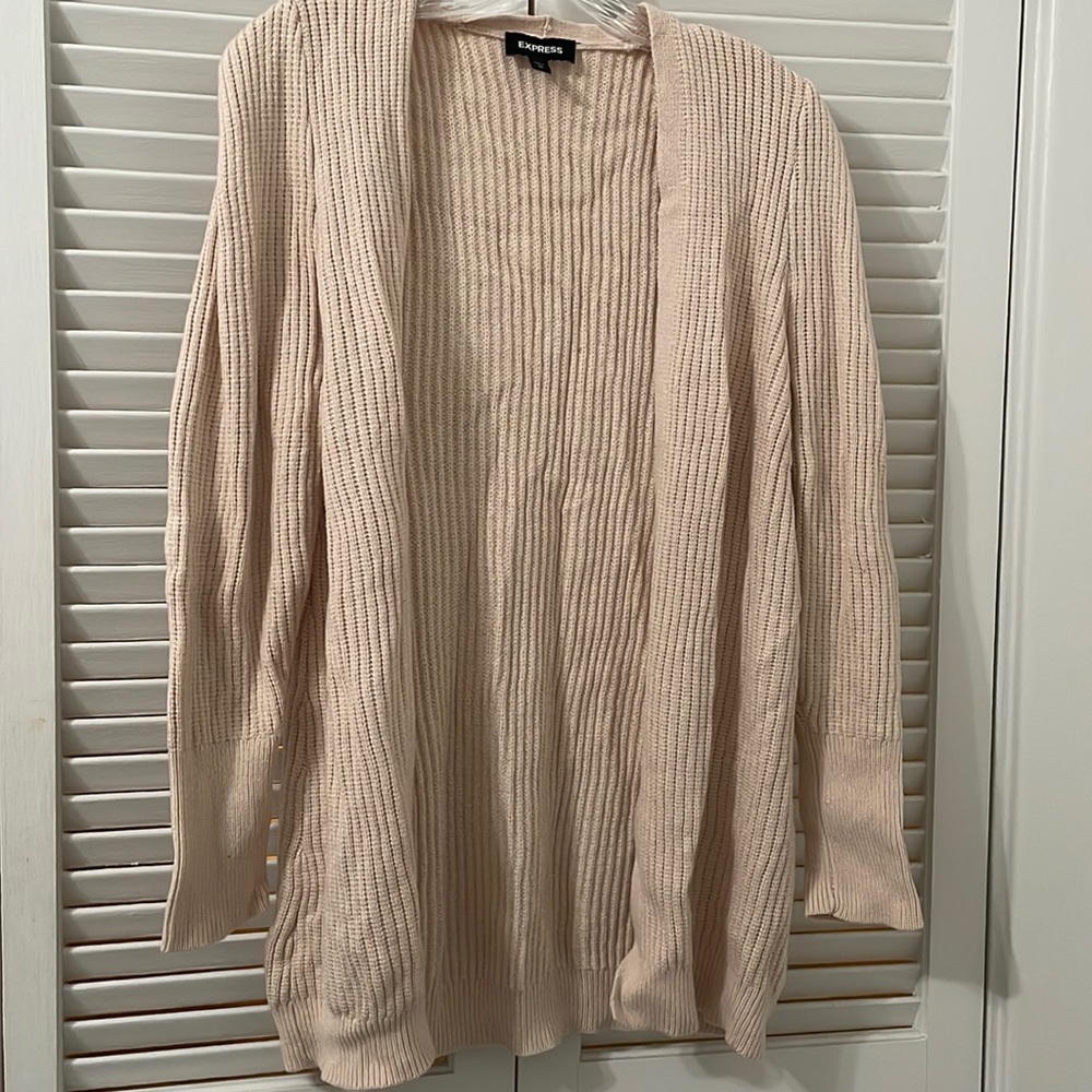Light pink cardigan from express size M